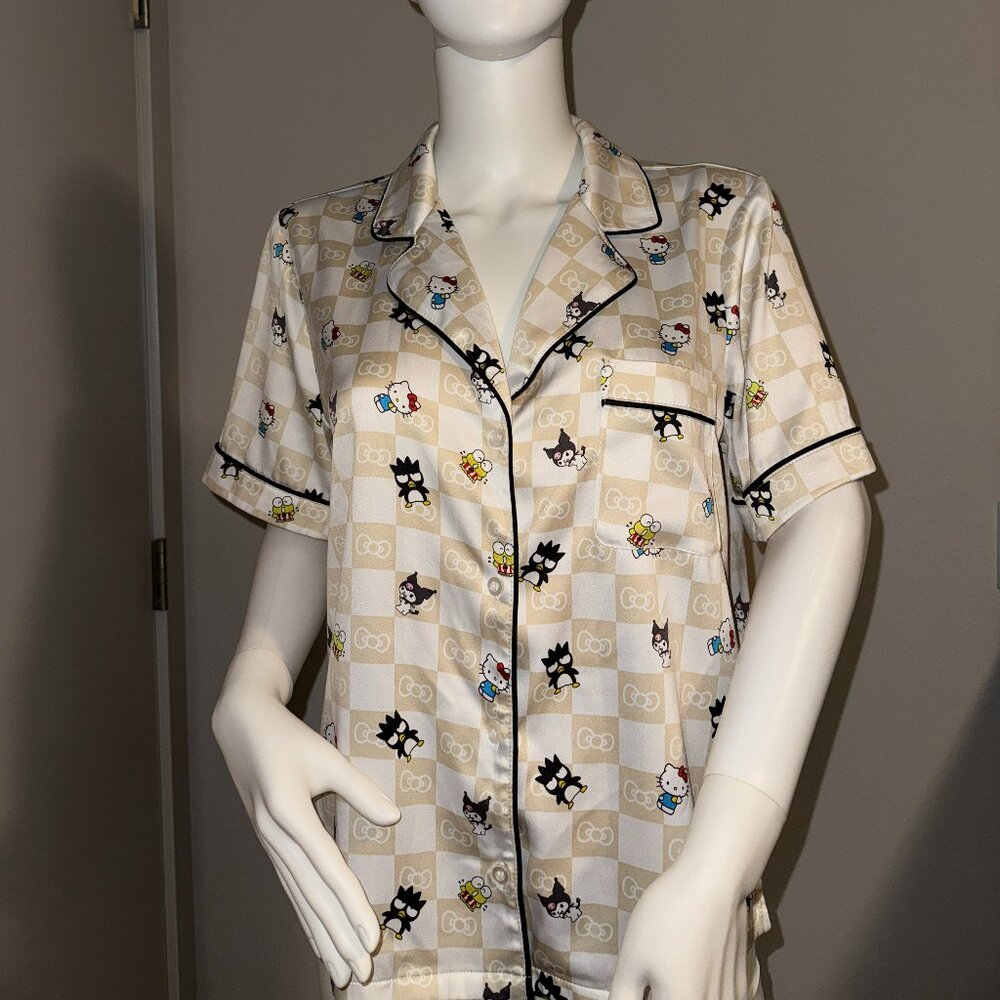 Forever 21 x Hello Kitty Pajama Top Size M